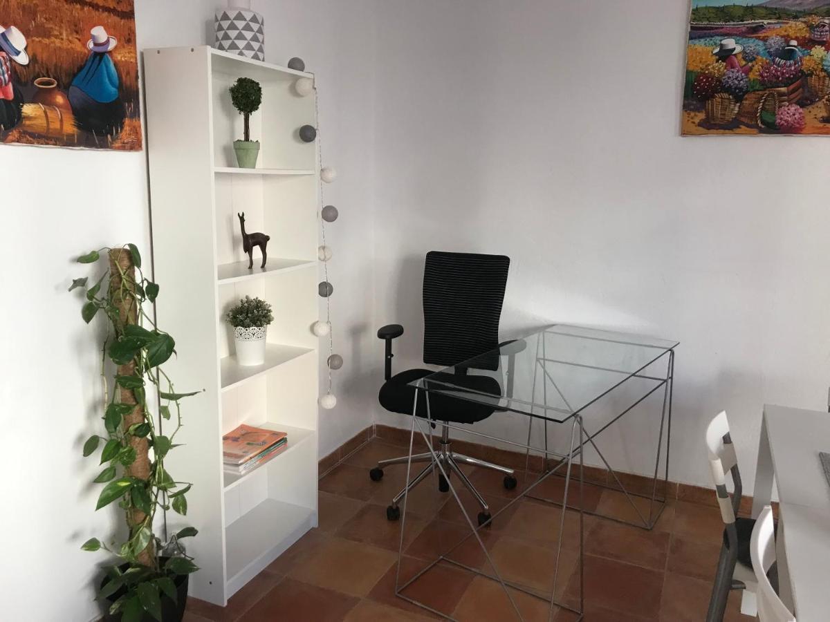 Ferienwohnung Im Zentrum Alicante Exterior photo